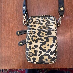 Chico’s Leopard Print adjustable strap crossbody bag